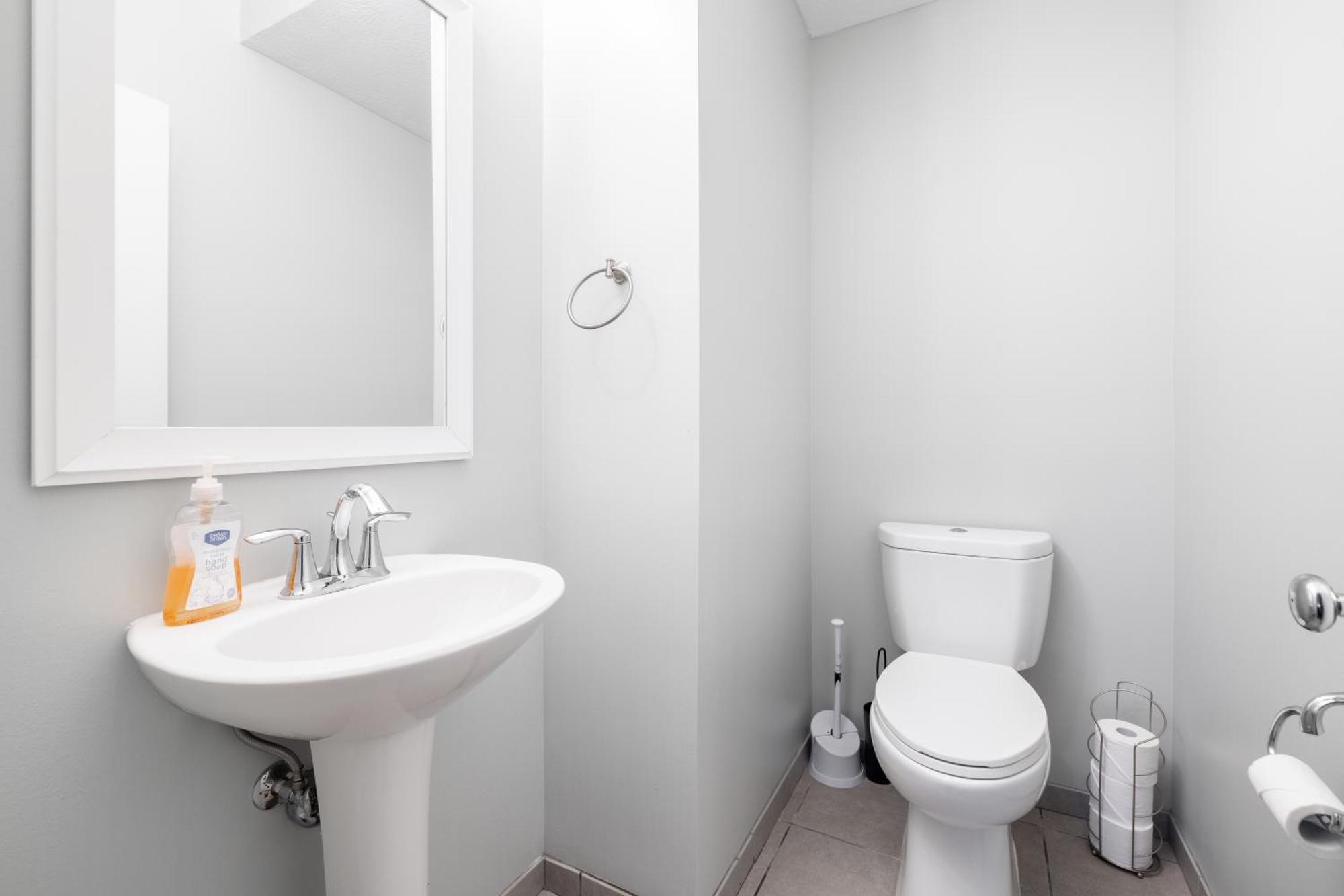 Luxury Downtown Townhome Unit 5 Cleveland Exterior photo